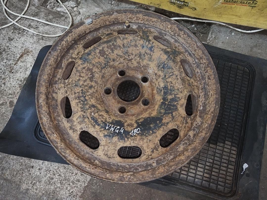 Диск штампованный R15    1RS0MS Volkswagen Golf