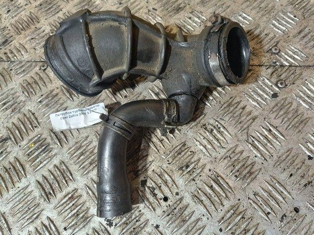 Патрубок турбины E85G1O Opel Zafira