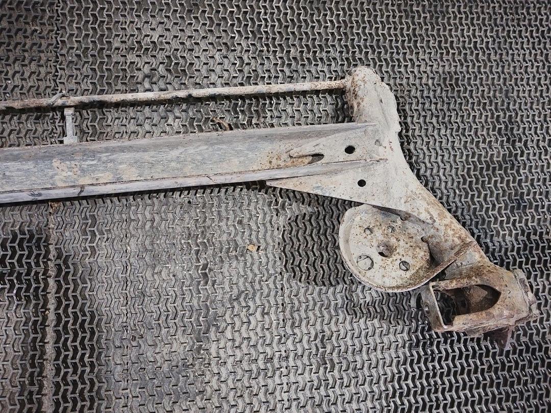 Балка подвески задняя I1KZXI Volkswagen Passat undefined