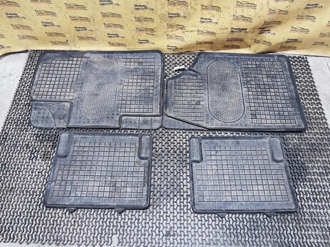 Коврики в салон 89X052 Renault Laguna купить на авторазборке