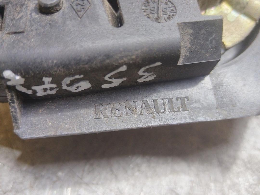 Замок двери задней левой T7GGDN Renault Laguna купить на авторазборке