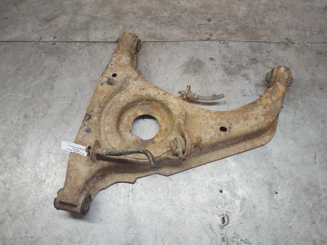 Рычаг задний правый MQ28YM Peugeot 607