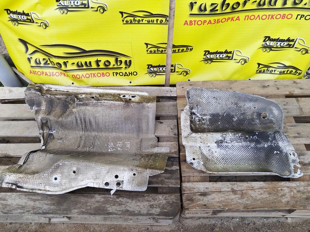 Тепловой экран глушителя 3LKX84 Volkswagen Passat