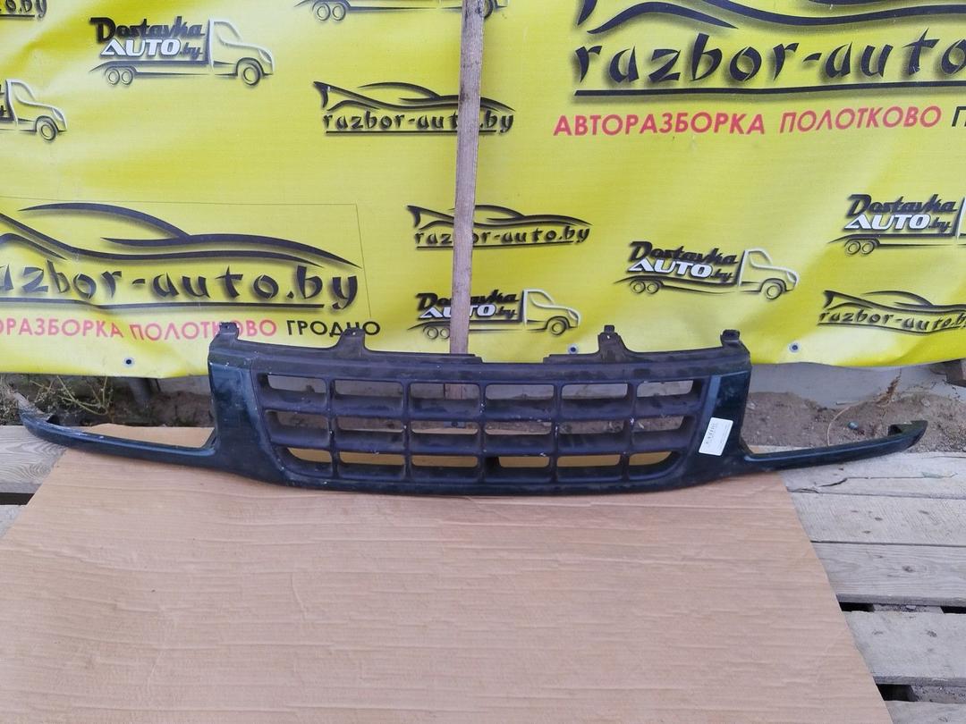 Решетка радиатора WS4DYY Opel Frontera