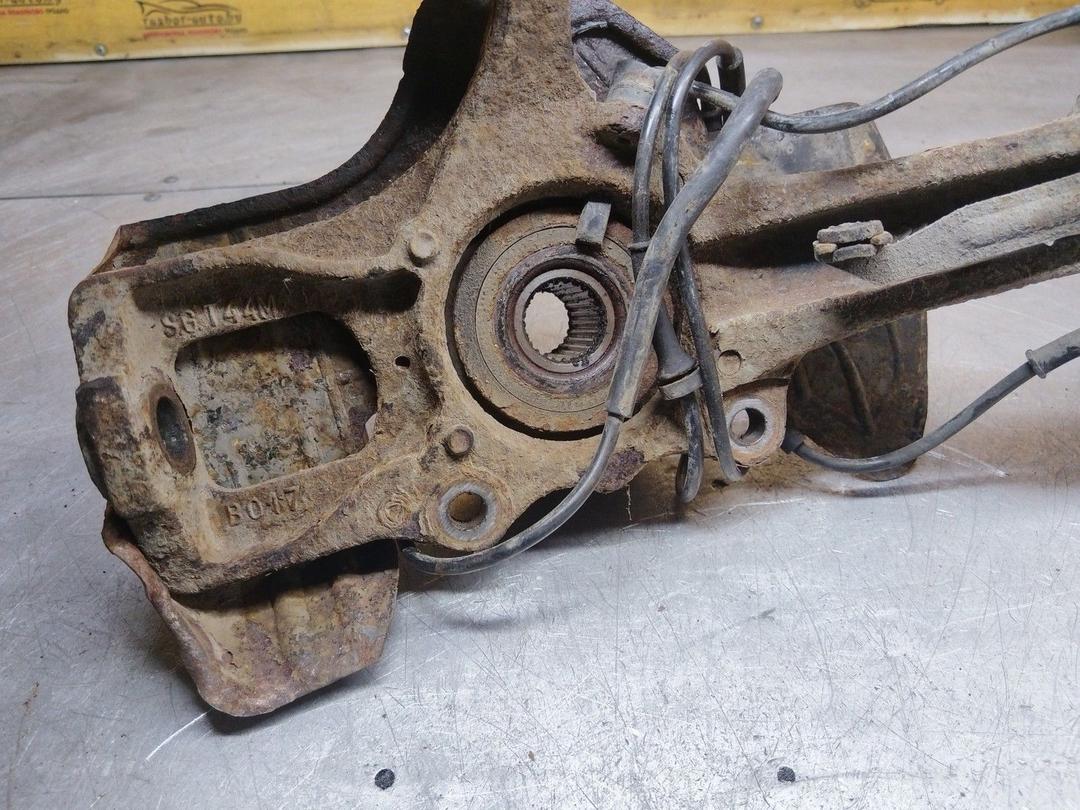 Кулак поворотный левый SL7A53 Alfa Romeo 147 - Фото 3