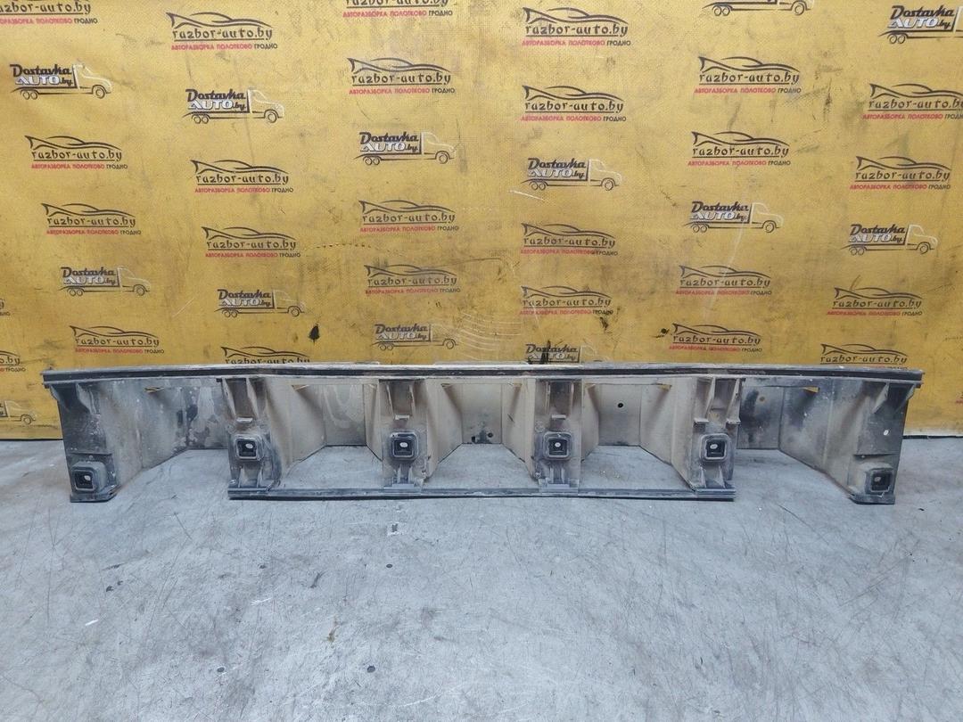 Кронштейн крепления бампера заднего LE2T13 Volvo S40 купить в магазине запчастей бу