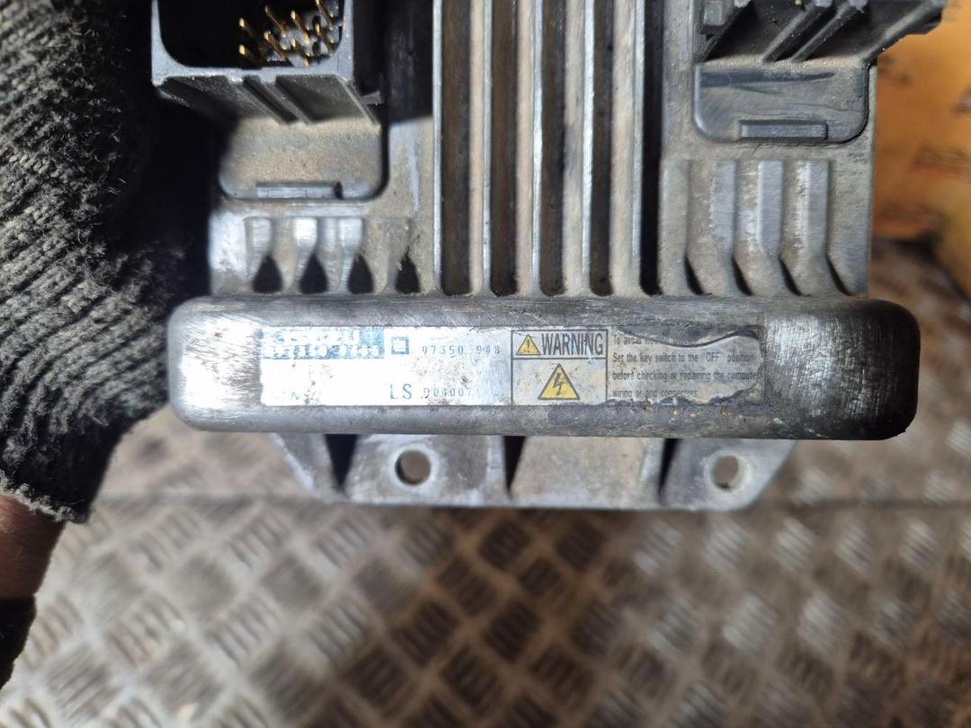 Блок управления двигателем YHQAB1 Opel Meriva купить