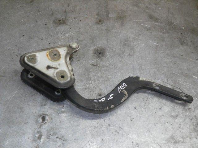 Петля капота 8Q966Q Skoda Felicia