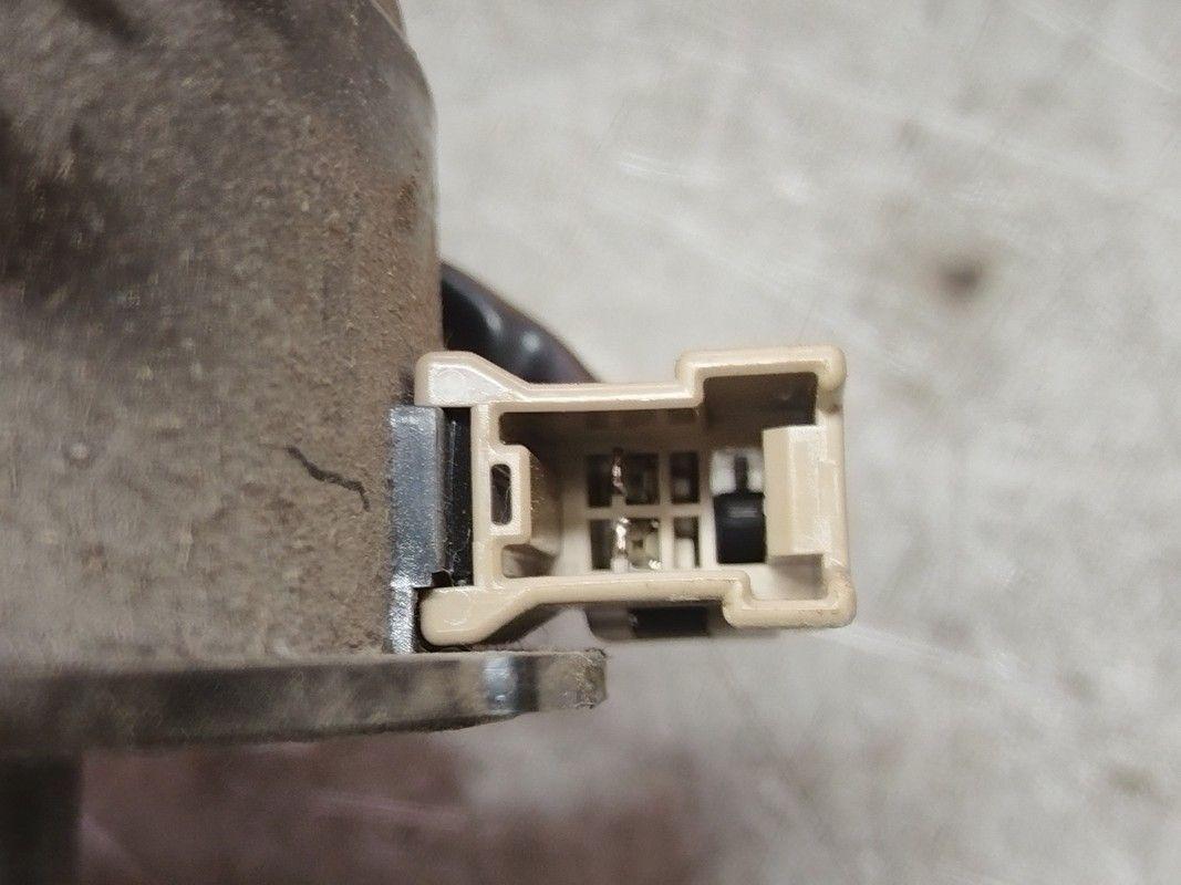 Динамик двери передней правой 7HEW7C Hyundai Matrix купить