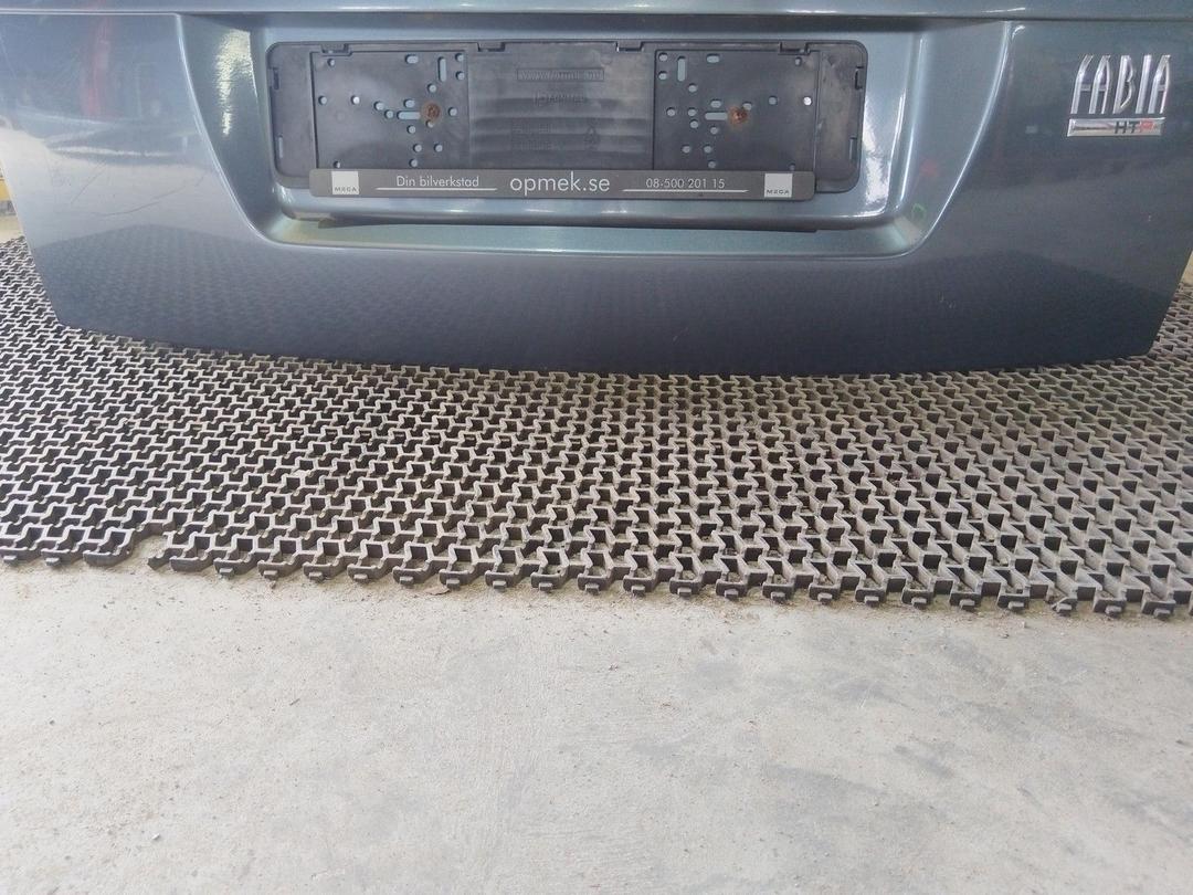 Крышка багажника (дверь 3-5) XPMUQK Skoda Fabia купить с доставкой. Огромный выбор запчастей и марок авто. У нас есть практически все.