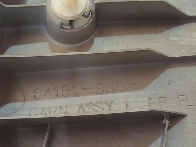 Обшивка багажника 7XC9UJ Honda FR-V - Фото 5