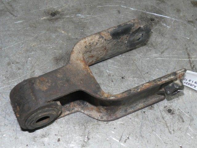 Кронштейн КПП XJS83Y Peugeot Expert купить с доставкой