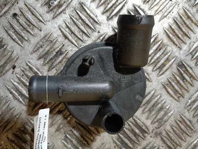 Маслоотделитель (сапун) 2HS2Q8 Volkswagen Passat - Фото 1