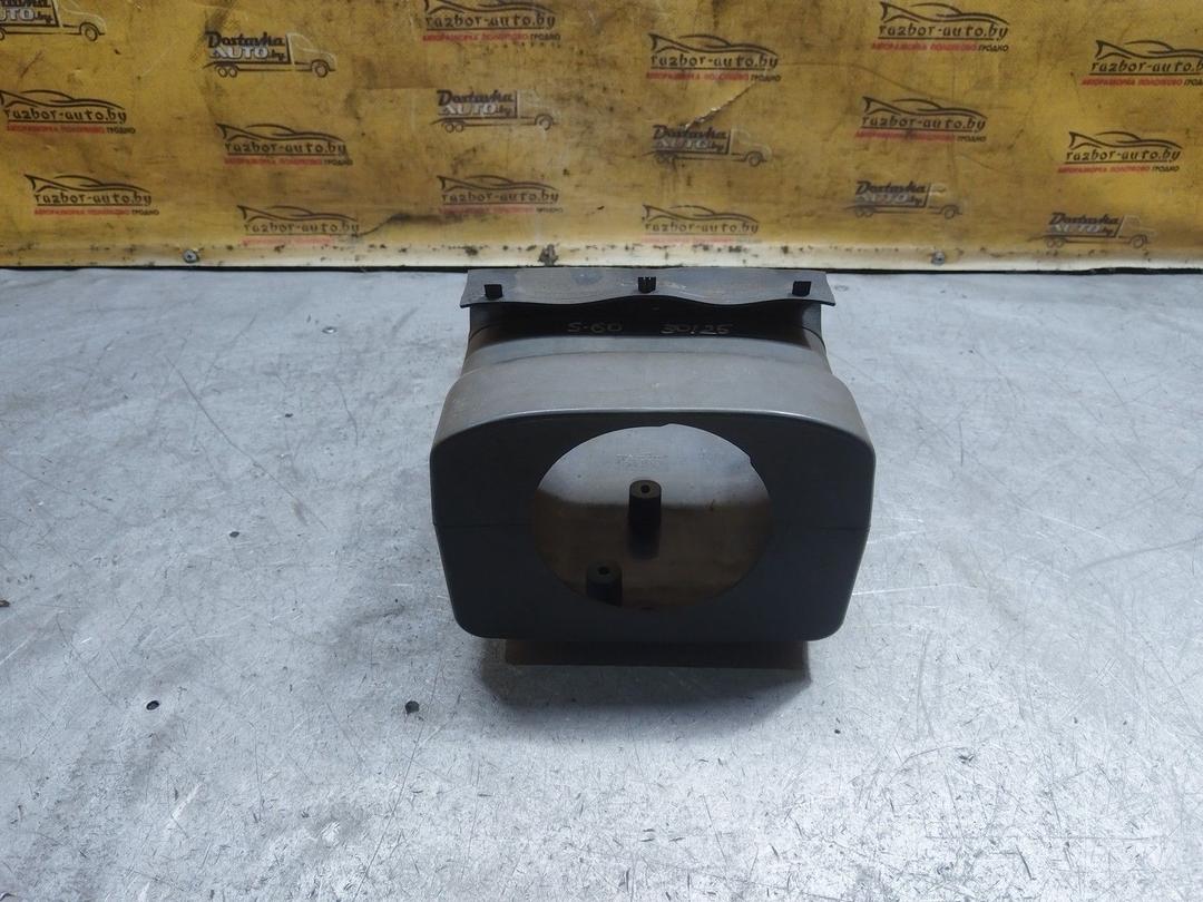Кожух рулевой колонки 0FJ5F3 Volvo S60