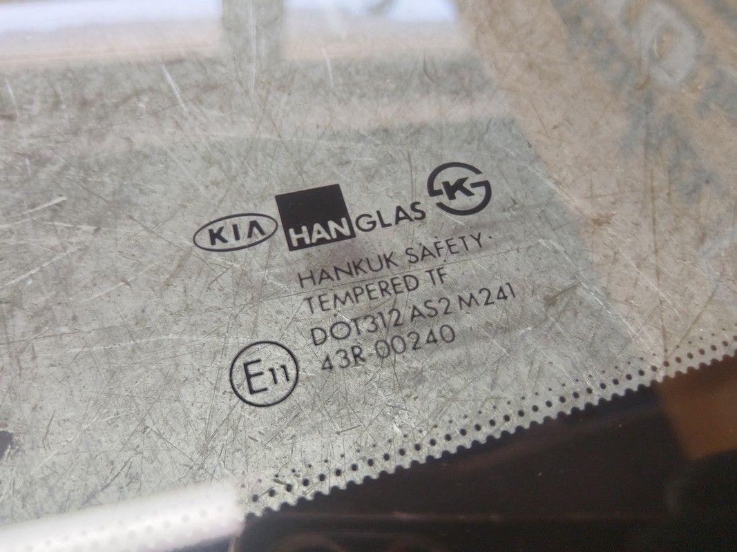 Стекло кузовное боковое левое QNRSUM Kia Carnival купить