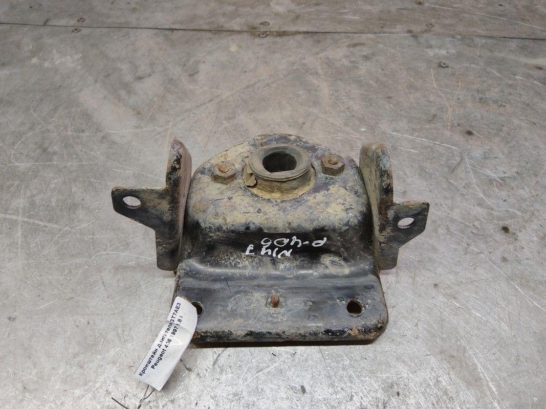 Кронштейн двигателя 3T7AE3 Peugeot 406 купить с доставкой