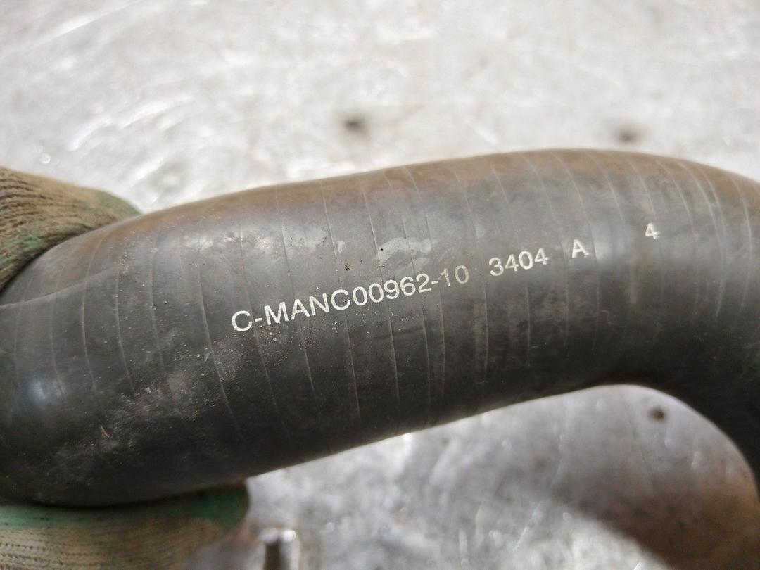 Патрубок интеркулера 7Q9DTD Renault Scenic купить в магазине запчастей бу