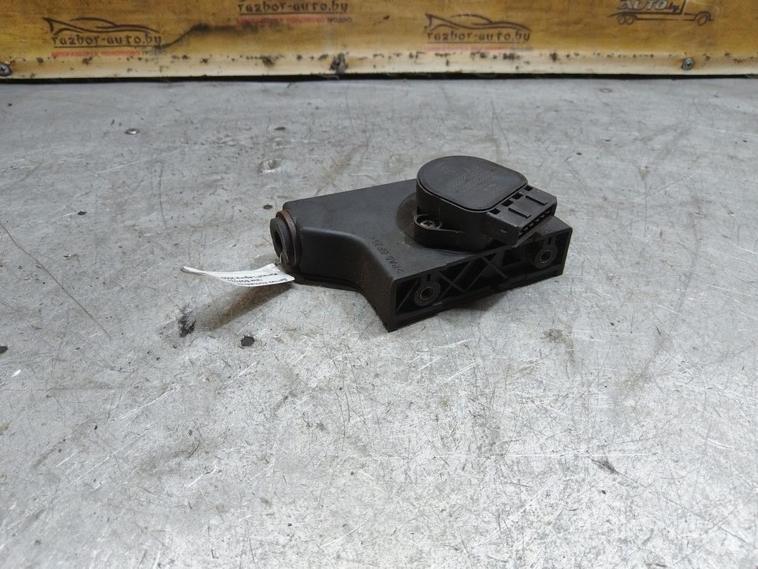 Датчик положения педали газа EGA32J Renault Laguna купить