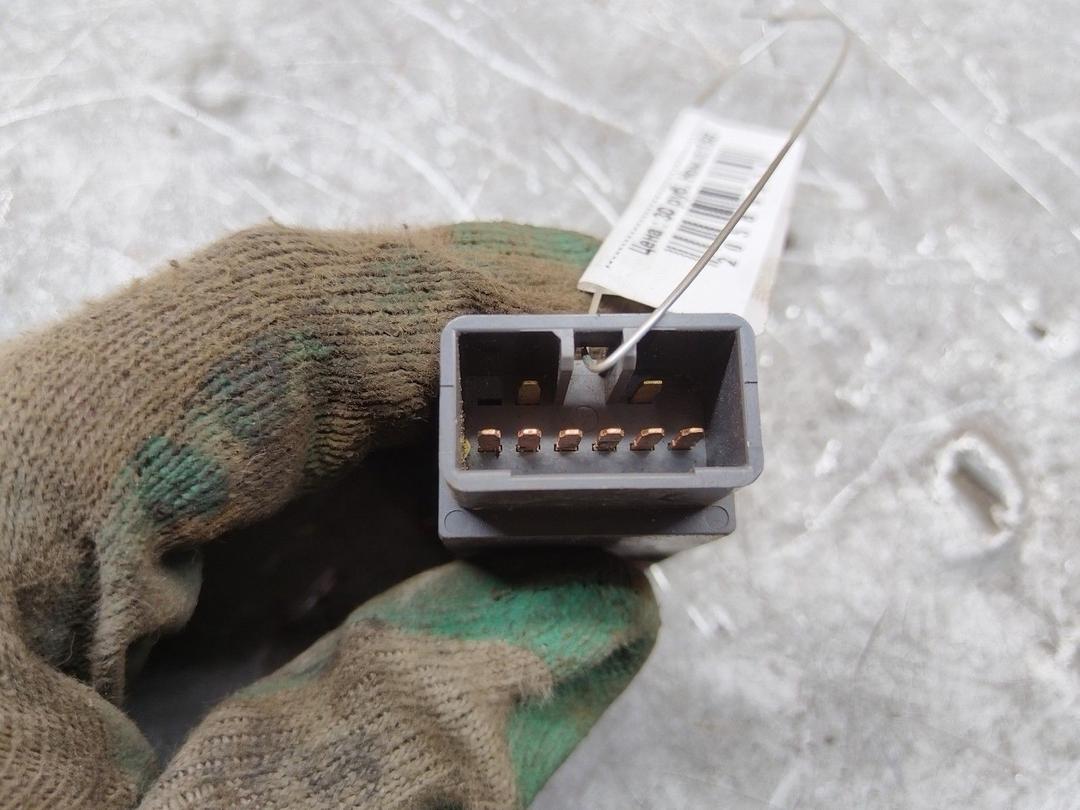 Кнопка аварийной сигнализации 60GBC5 Daewoo Matiz купить в магазине запчастей бу