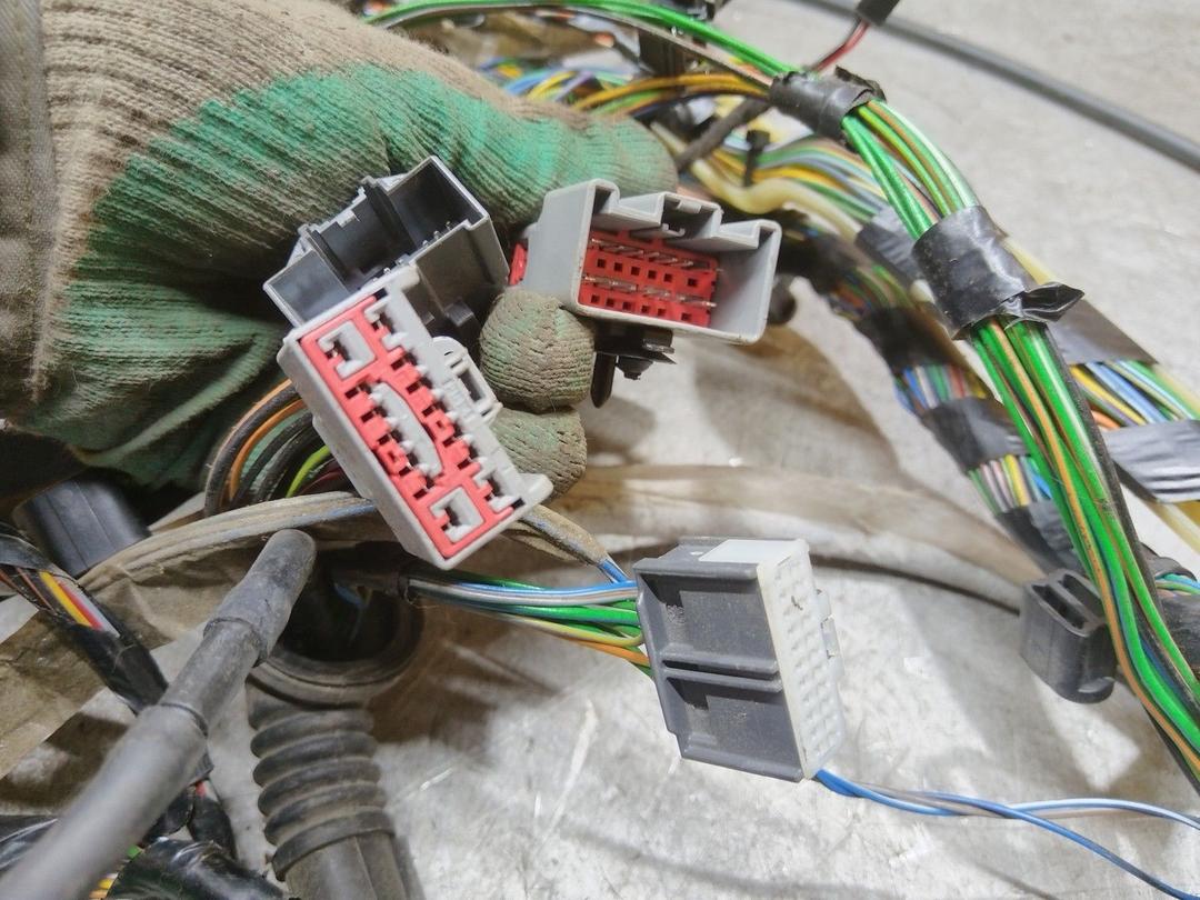 Проводка салона GT40FI Volvo XC70 - Фото 3