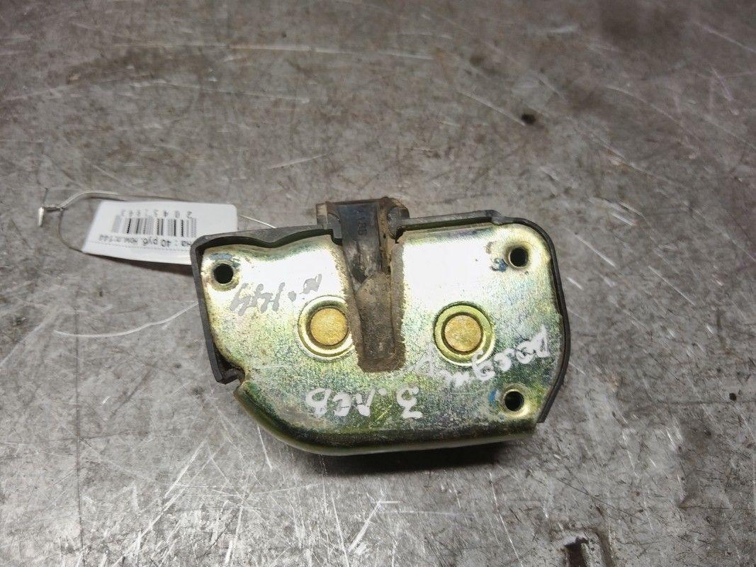 Замок двери задней левой BELB5O Chrysler Voyager купить