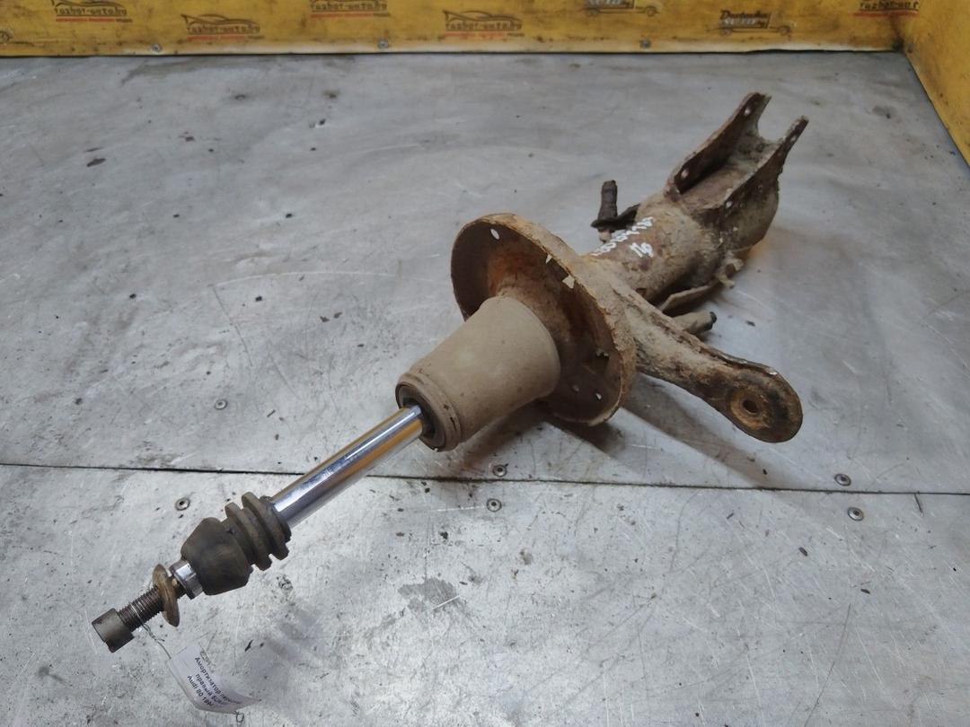 Амортизатор передний правый 5UN4I8 Audi 80