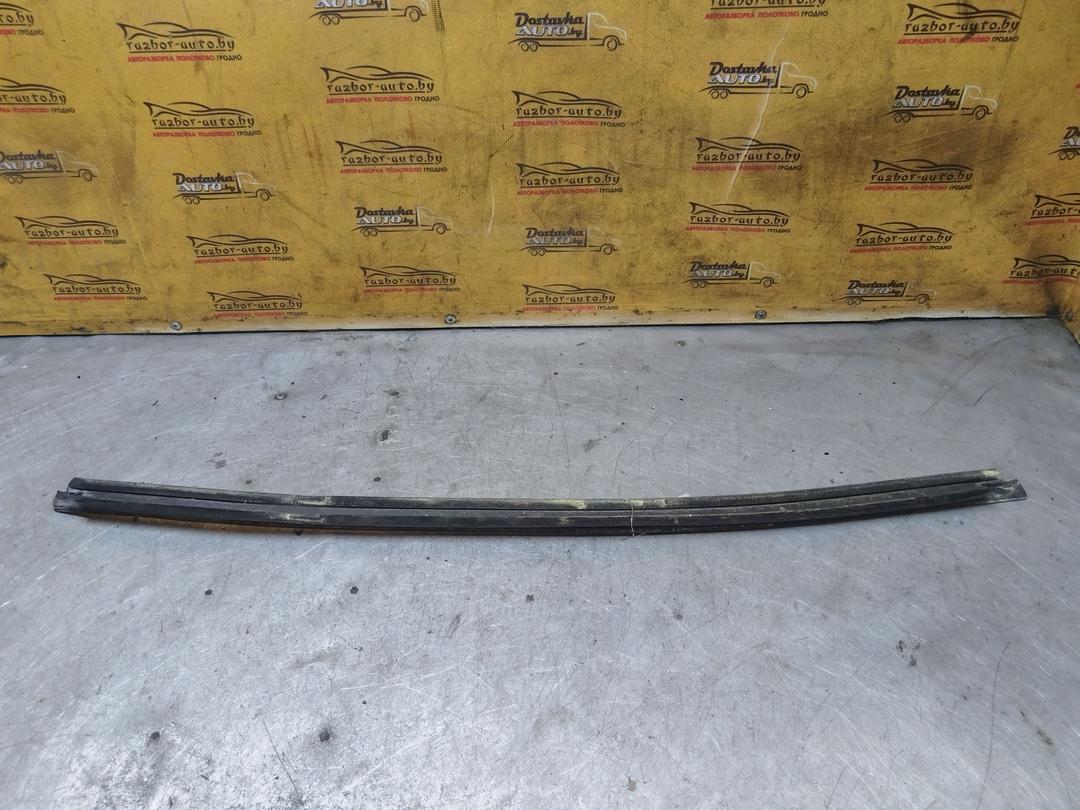 Молдинг стекла двери задней левой наружный U7HP27 Skoda Octavia купить