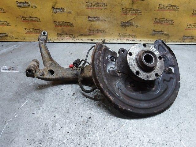 Кулак поворотный правый YBNDJ3 Volkswagen Passat