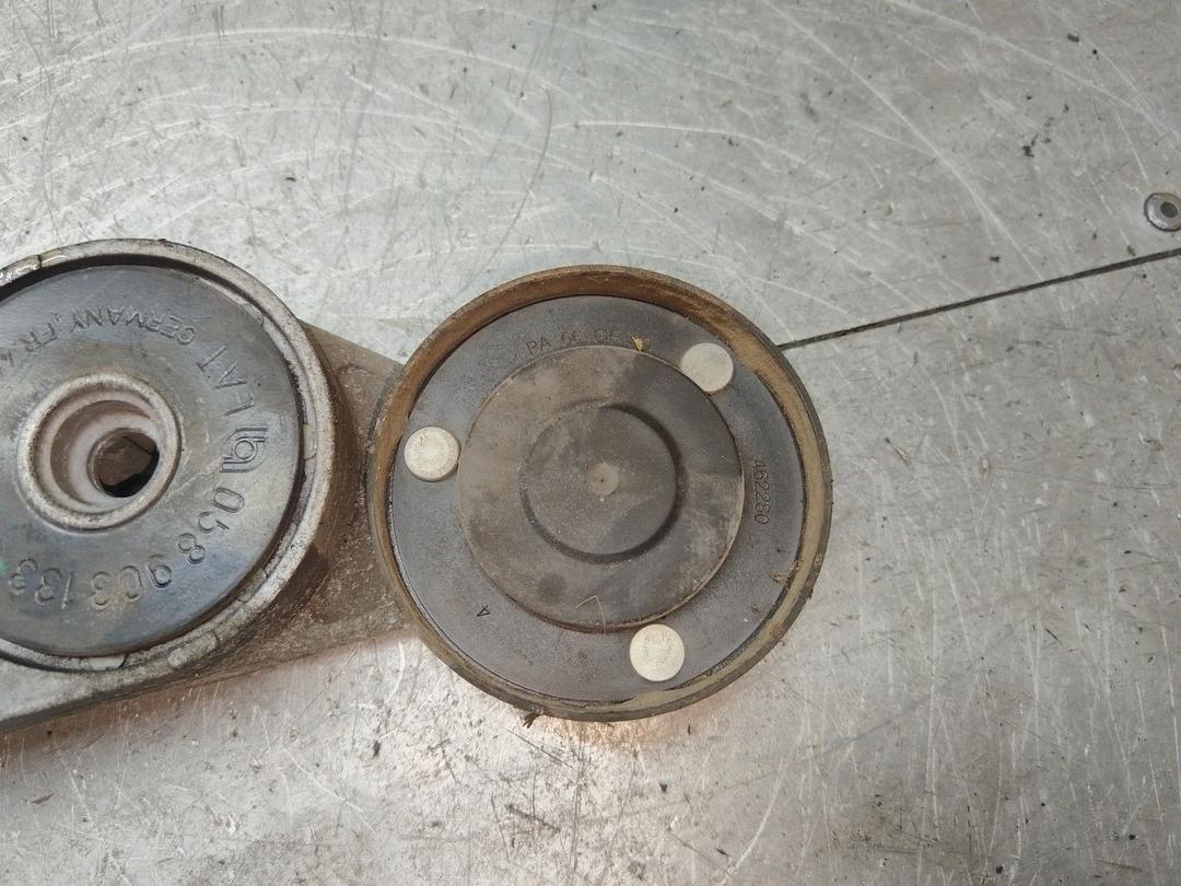 Натяжитель ремня генератора PA24A9 Volkswagen Passat - Фото 3