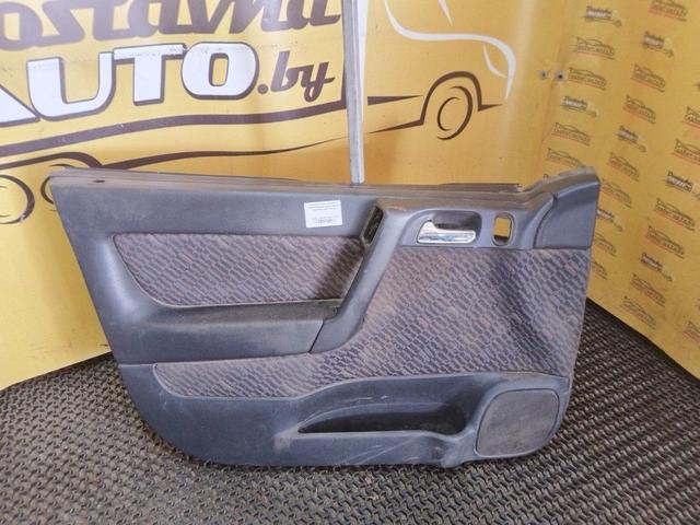 Обшивка двери передней левой (дверная карта) 5ENE2C Opel Astra
