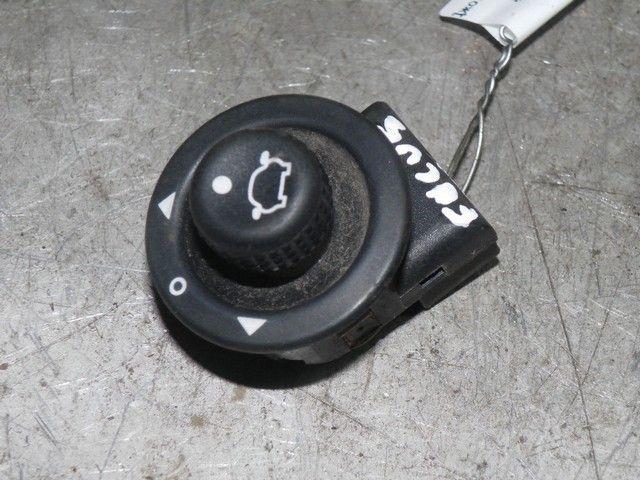 Джойстик регулировки зеркал ACJZCA Ford Focus - Фото 1