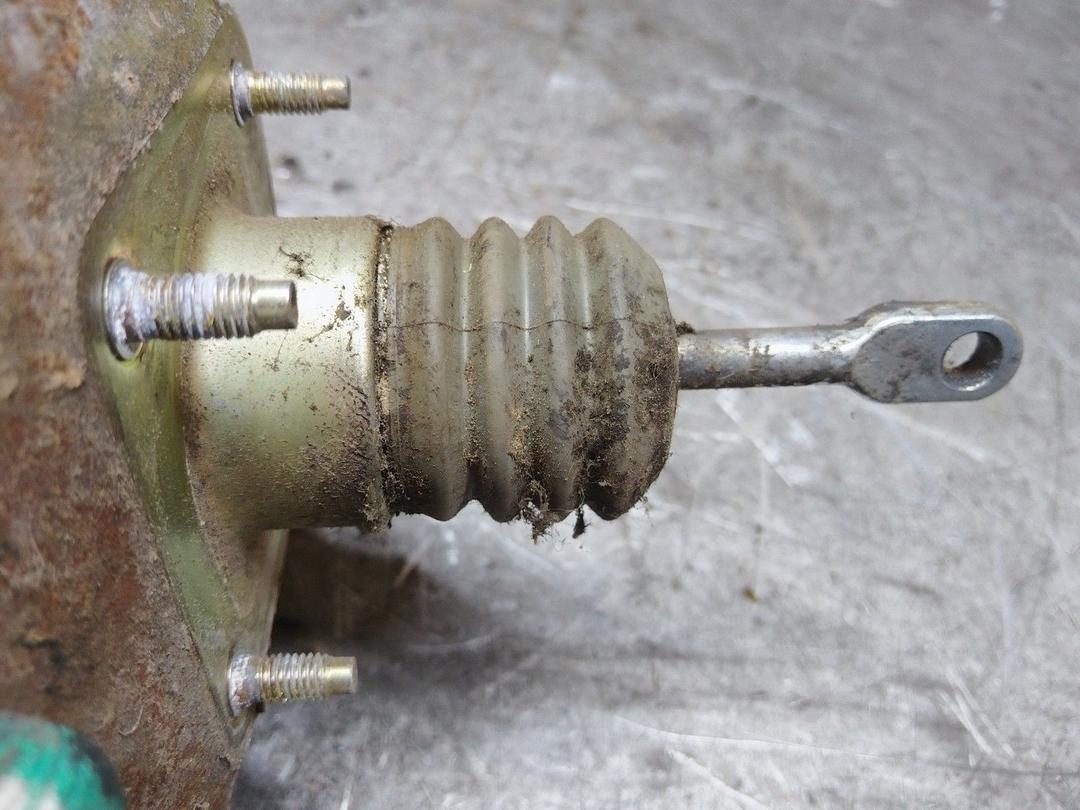 Вакуумный усилитель тормозов D85DY0 Fiat Punto - Фото 5