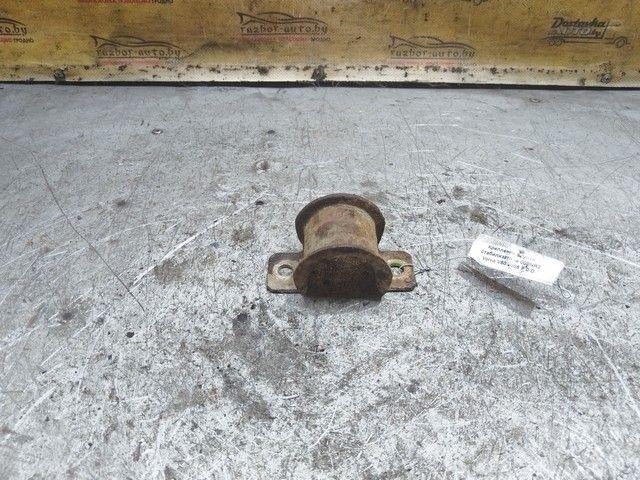 Крепление втулки стабилизатора 008NR2 Volvo V50