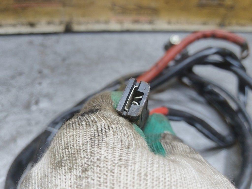 Клемма аккумулятора плюс KEYOMM Audi 100 - Фото 4