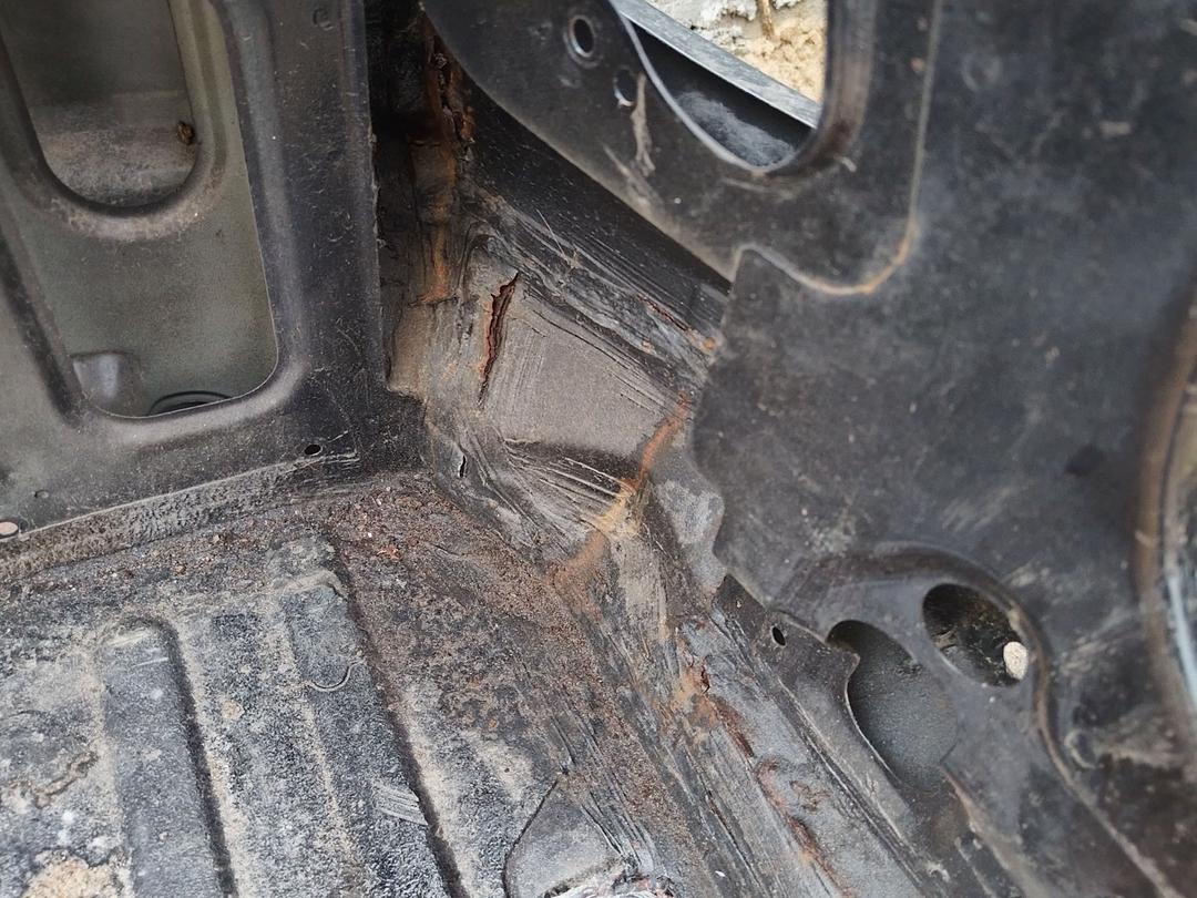 Крыло заднее правое YKGF5X Mitsubishi Carisma - Фото 13