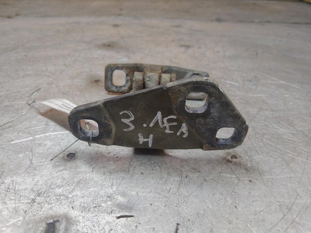 Петля крышки багажника ZQEE8U BMW X5 E53 - Фото 1