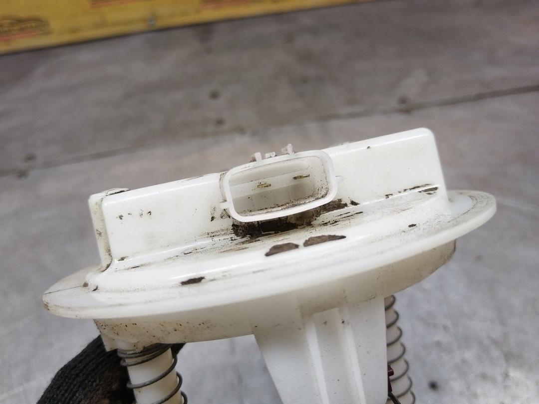 Колба в бак CR8JB5 Nissan Note - Фото 3