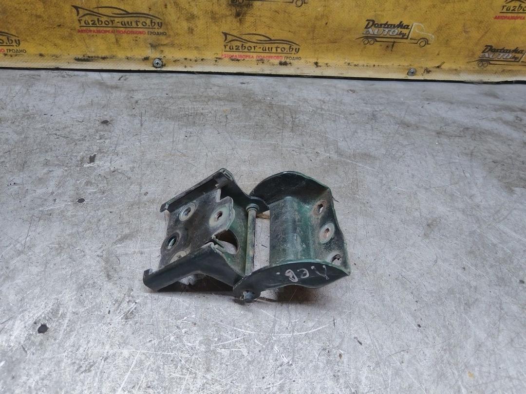 Петля крышки багажника 4P8M5W Chrysler Voyager undefined