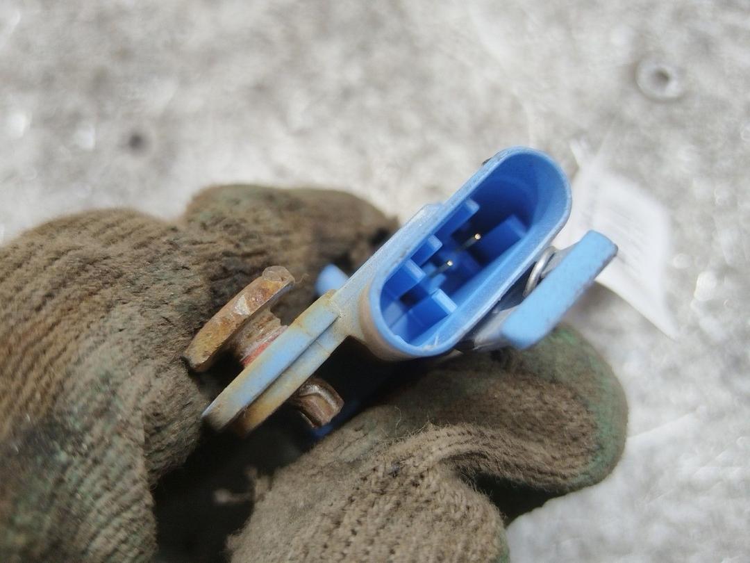 Датчик удара 1FB9J2 Saab 9-3 купить на авторазборке