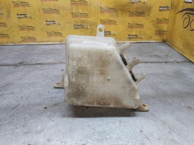 Бачок омывателя 2MQSD8 Hyundai Trajet купить с доставкой