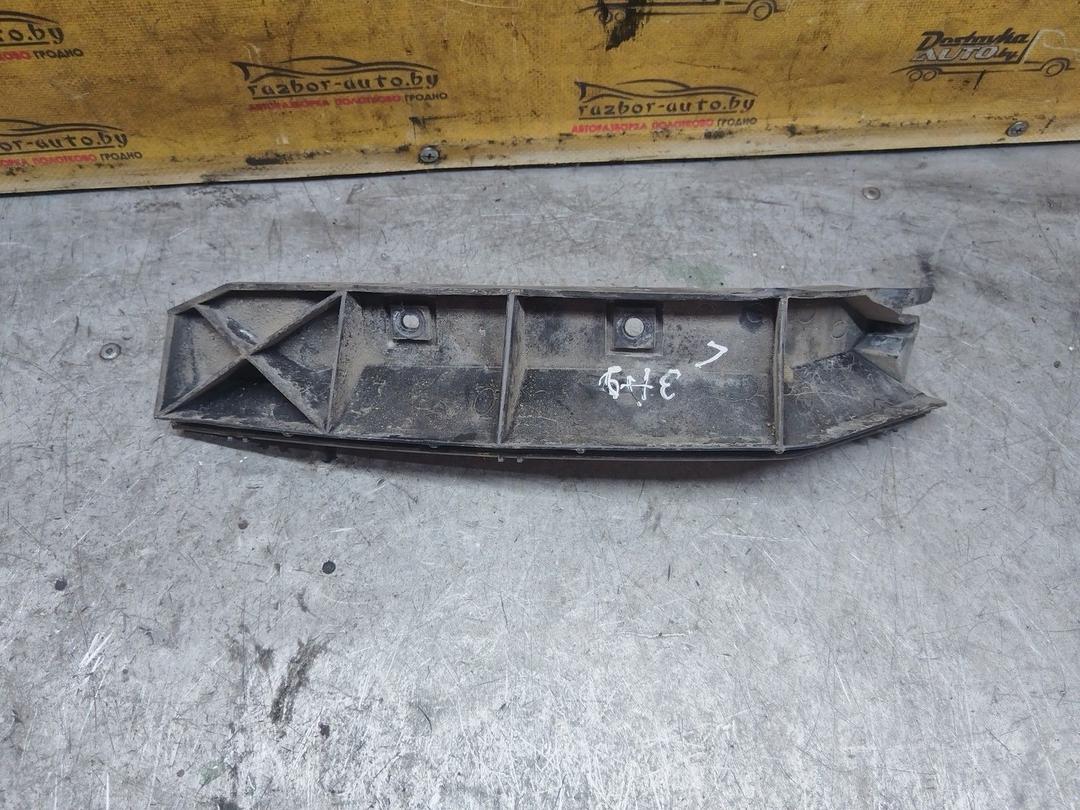 Кронштейн крепления бампера заднего R6511P Volvo S40 undefined