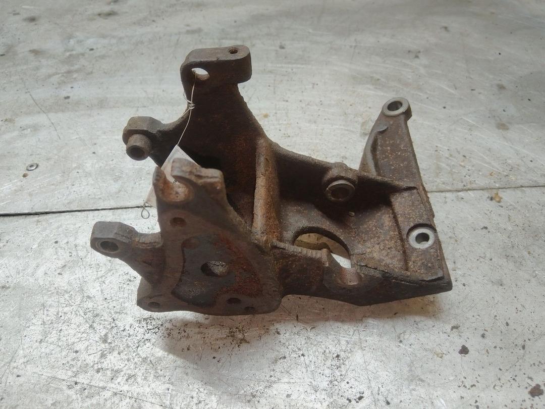 Кронштейн генератора 5K2I9H Peugeot 306 - Фото 3