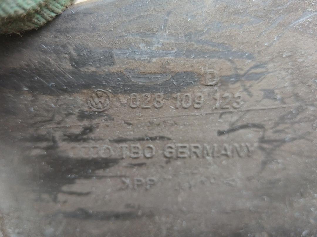 Защита (кожух) ремня ГРМ 1L1C2V Volkswagen Sharan купить на авторазборке