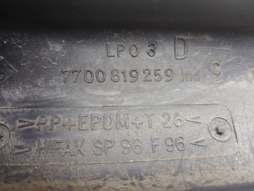 Молдинг двери задней правой WIR4K2 Renault Laguna купить в магазине запчастей бу