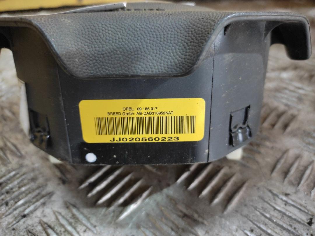 Подушка безопасности водителя X48P0A Opel Vectra купить с доставкой