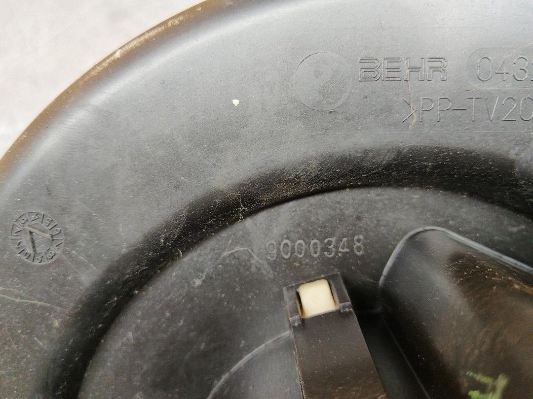 Моторчик печки FG30T0 Opel Astra купить на авторазборке