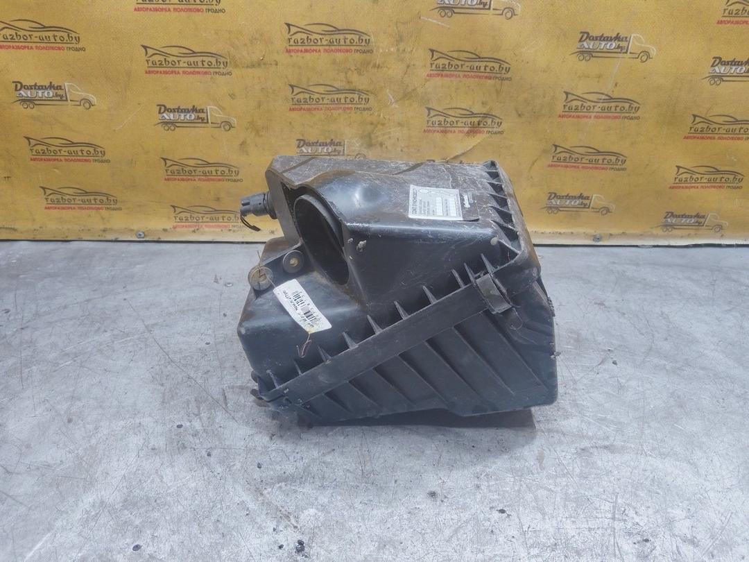 Корпус воздушного фильтра IIK4WK Mazda 323F купить в магазине запчастей бу