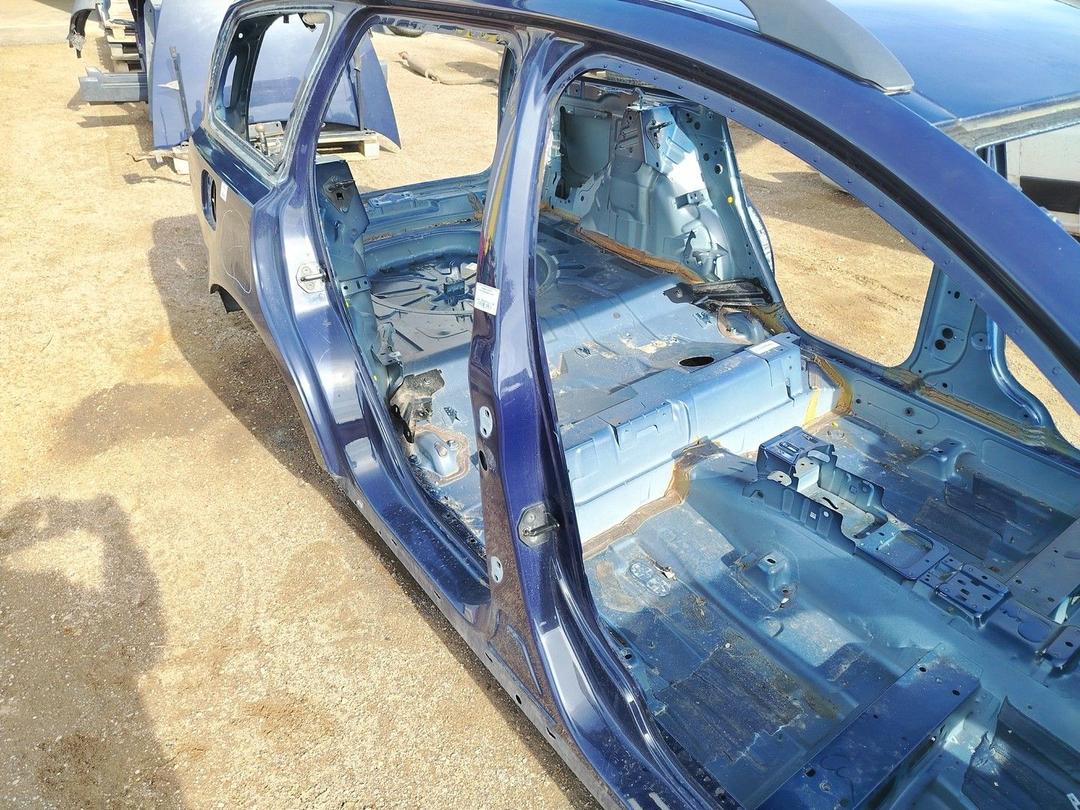 Стойка кузовная центральная правая CV9V27 Volvo V50 - Фото 4