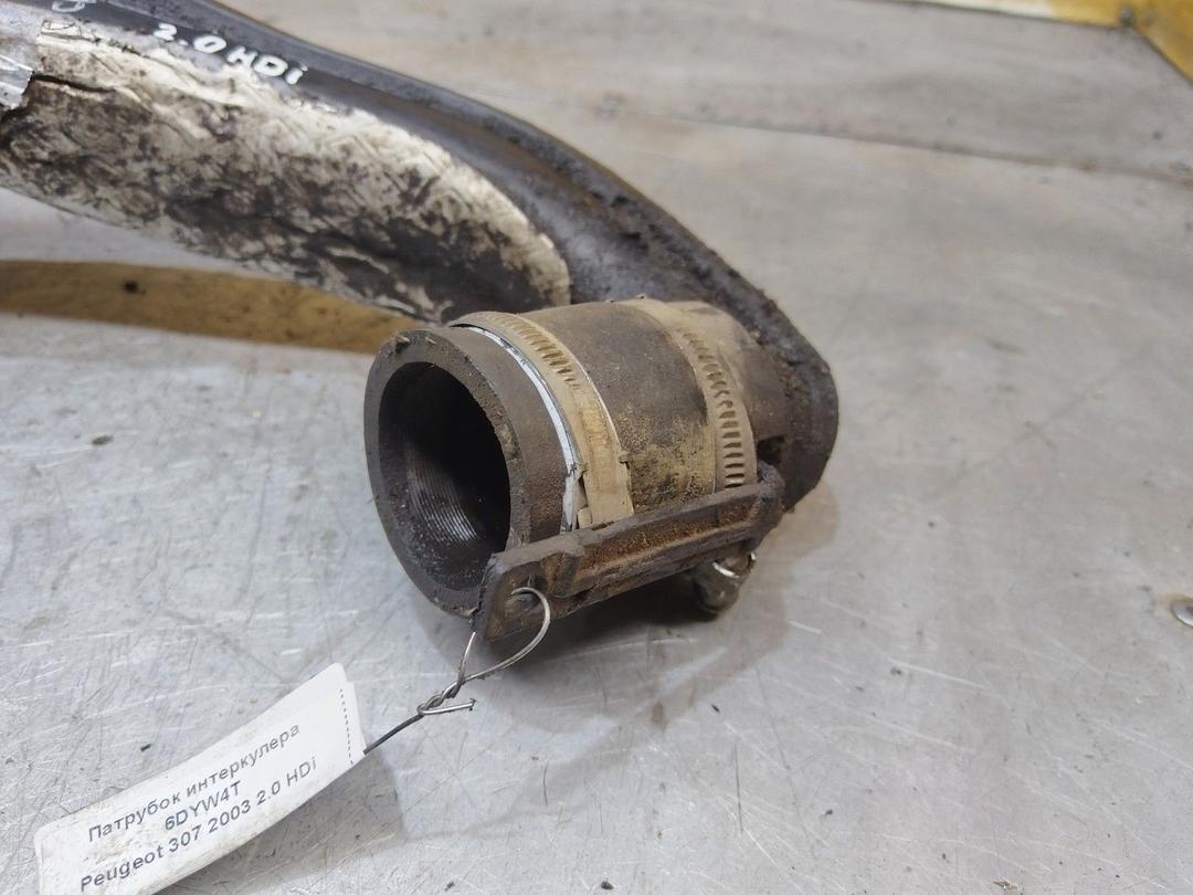 Патрубок интеркулера 6DYW4T Peugeot 307 купить