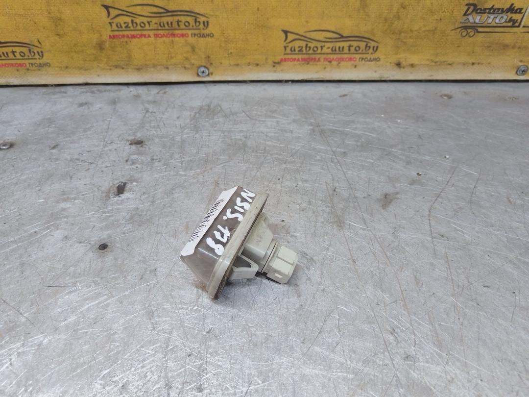 Подсветка номера SA0XCX Toyota Avensis - Фото 4